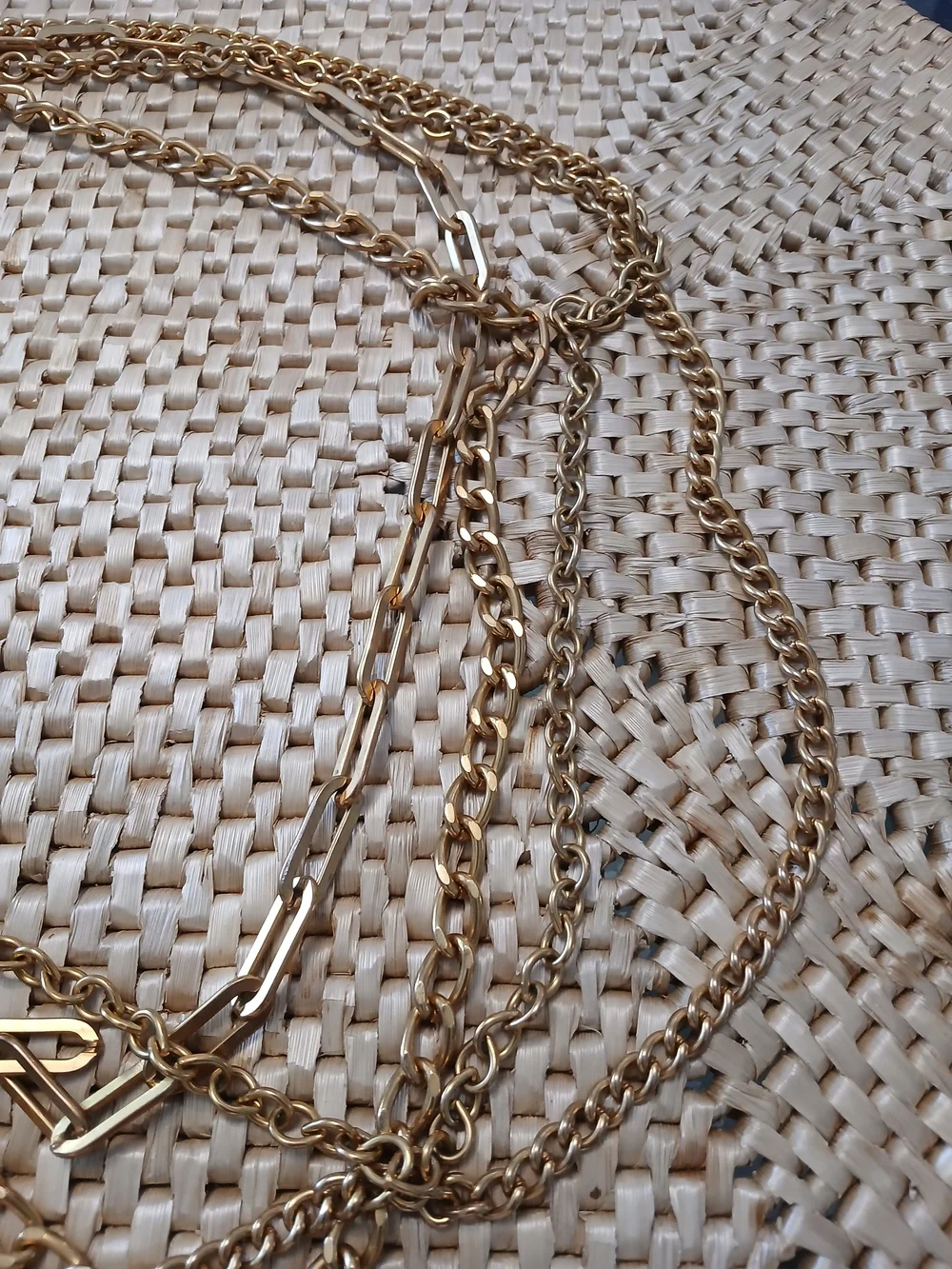 Layered Gold-Tone Multi Chain Belt. Vintage 80s